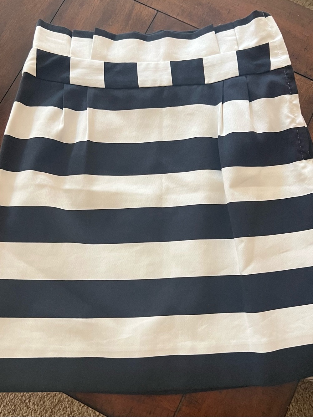 Kate Spade Classic Black & White Striped A-Line Skirt - Picture 4 of 10